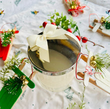 Load image into Gallery viewer, Yuletide Apple & Cinnamon
